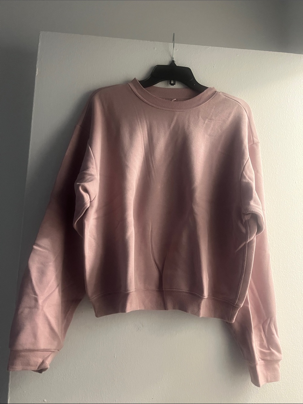 Skims Pullover • Sz Medium